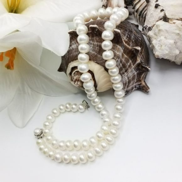 925‎ Sterling Silver White Freshwater Pearl Necklace With Flower Shaped Clasp - Picture 3 of 10